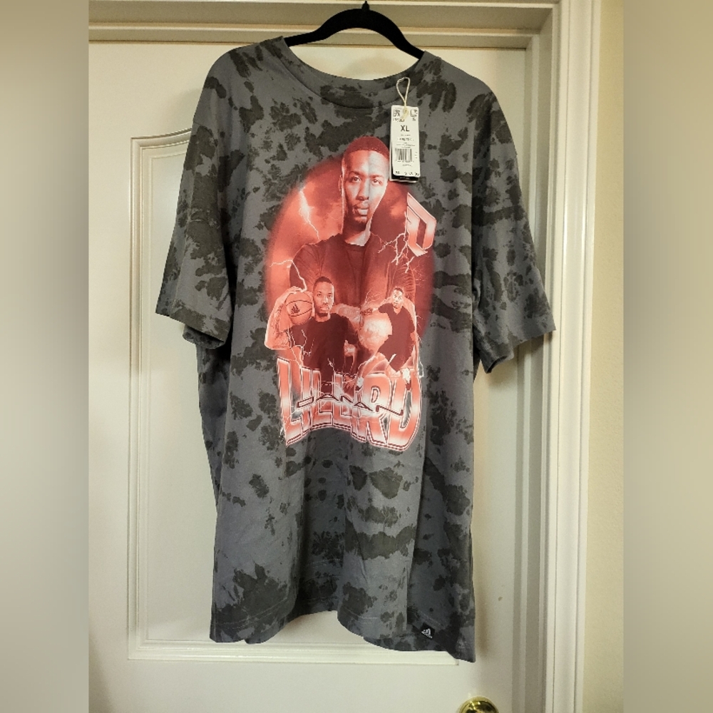 Adidas Men Dame Tunnel Graphic Tee XL NEW Grey Black Lillard Basketball Shirt